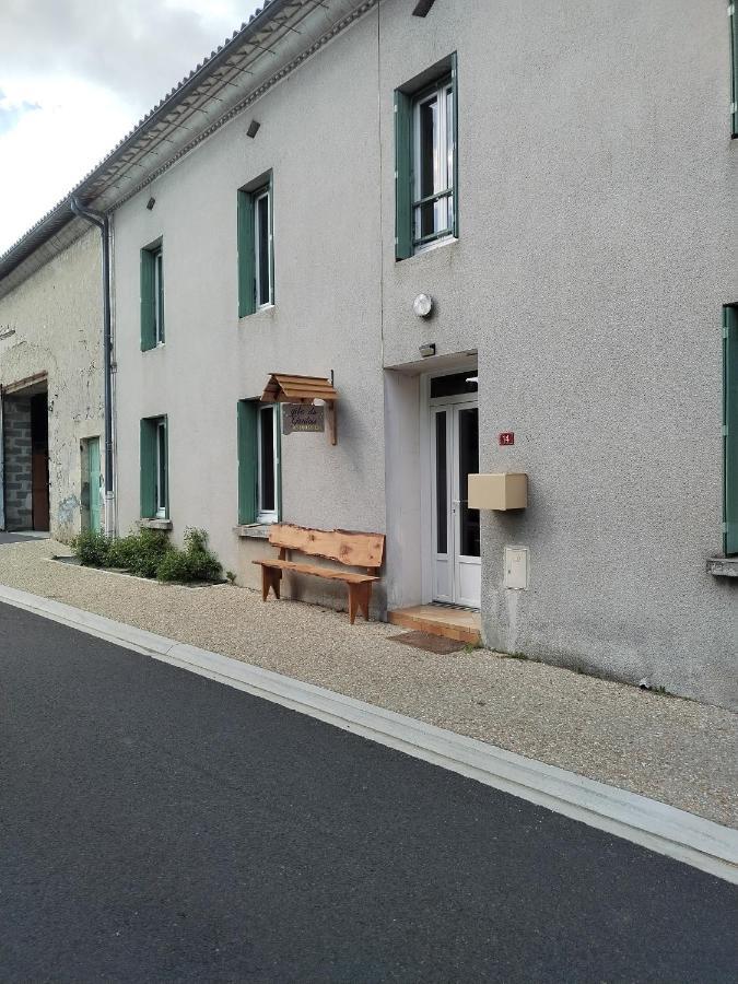 Chambre 2 A 4 Pers Gite Du Gardoir Boresse-et-Martron Екстериор снимка